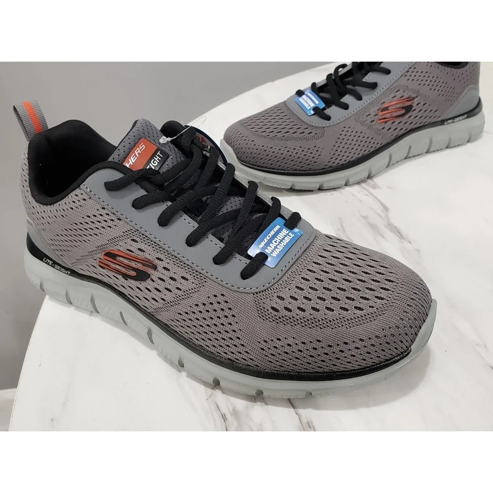 NEW NO BOX SIZE 8.5 Skechers Lace Up Shoe For Men Track Leshur athletic sneakers
